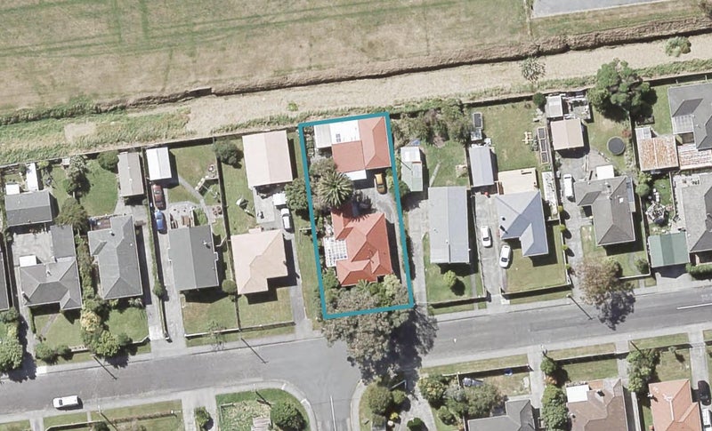 24 Russell Road, Wainuiomata, Lower Hutt - Carousel 1