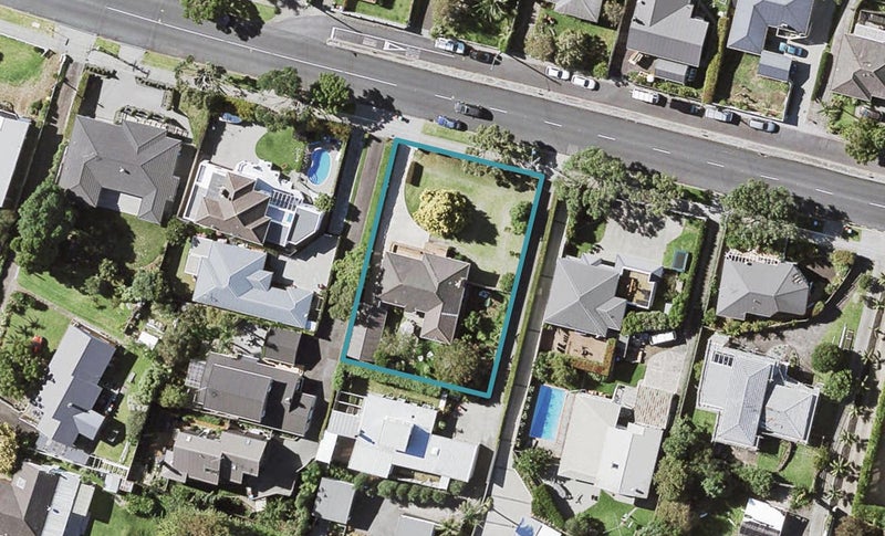 151 Riddell Road, Glendowie, Auckland - Carousel 1