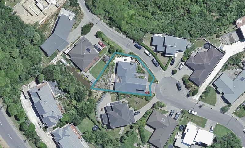 37 Khouri Avenue, Karori, Wellington - Carousel 1