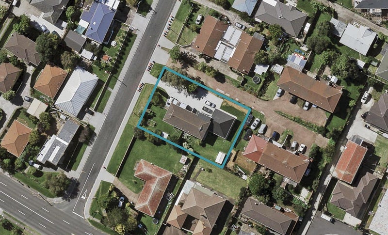 1/2 Jarman Road, Mount Wellington, Auckland - Carousel 1