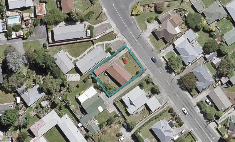 11 Totara Park Road, Clouston Park, Upper Hutt - Carousel 1