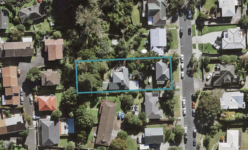 2/8 Park Avenue, Northcote, Auckland - Carousel 1