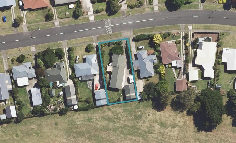 1012 Aberdeen Road, Te Hapara, Gisborne - Carousel 1