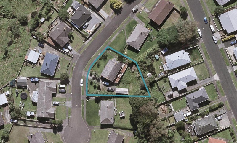 11 Marton Place, Marfell, New Plymouth - Carousel 1