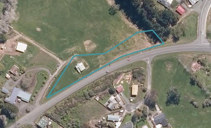 1972 Paparoa Valley Road, Paparoa - Carousel 1