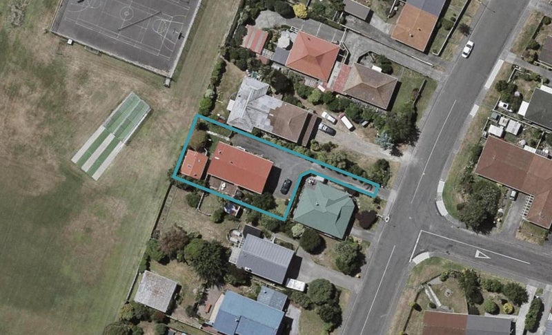 91 Hillcrest Road, Raumati Beach, Paraparaumu - Carousel 1