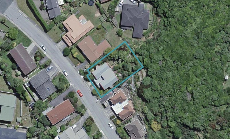 9B Gaya Grove, Ngaio, Wellington - Carousel 1