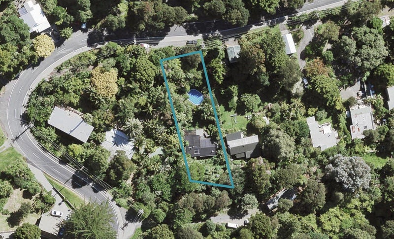 24 Laingholm Drive, Laingholm, Auckland - Carousel 1
