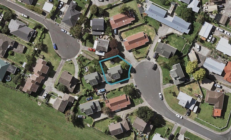 8 Simmonds Lane, Mount Wellington, Auckland - Carousel 1
