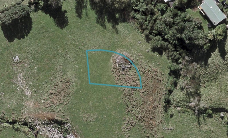 5 Te Ara O Waiaroa, Kaitake, New Plymouth - Carousel 1