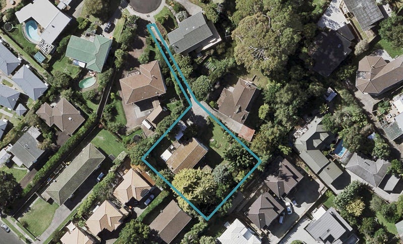 11 Anakiwa Place, Milford, Auckland - Carousel 1