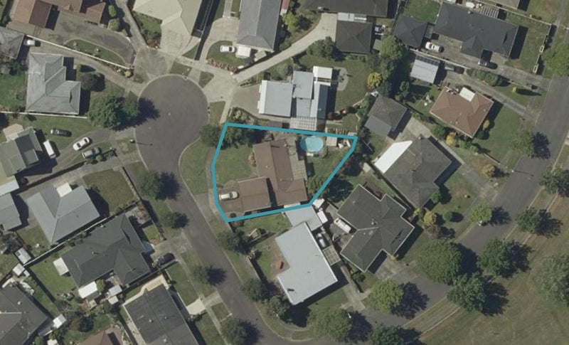 12 Sheraton Grove, Highbury, Palmerston North - Carousel 1