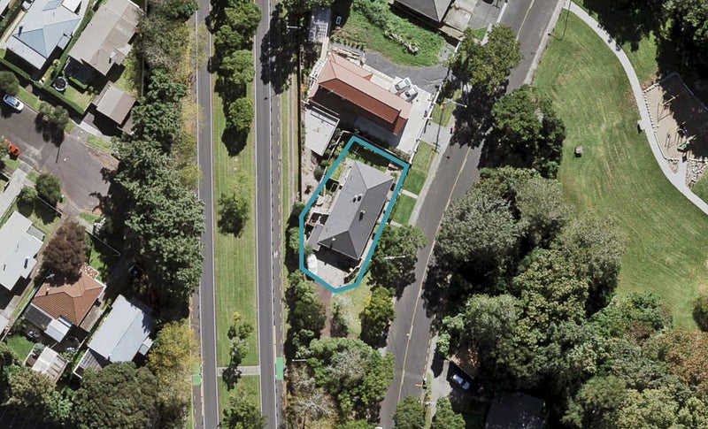 54C Malvern Road, Morningside, Auckland - Carousel 1