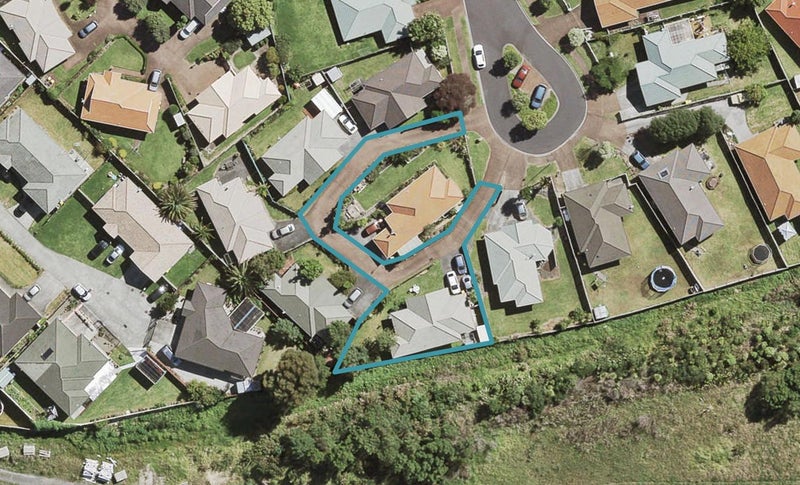 13 Diana Place, Ranui, Auckland - Carousel 1