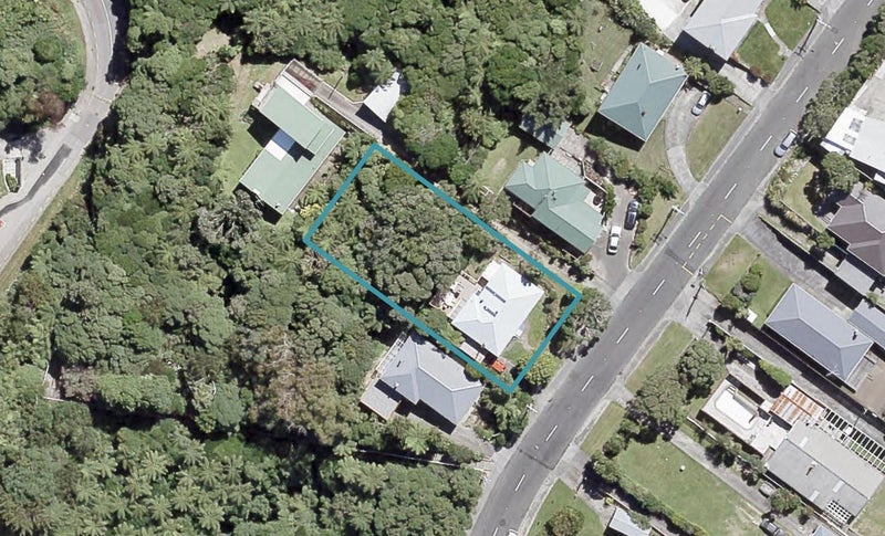 36 Pokohiwi Road, Normandale, Lower Hutt - Carousel 1