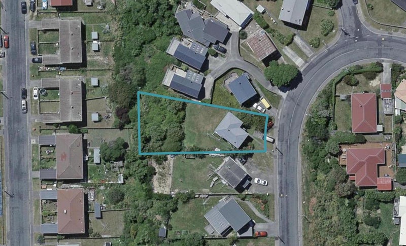 22 Tukanae Street, Strathmore Park, Wellington - Carousel 1