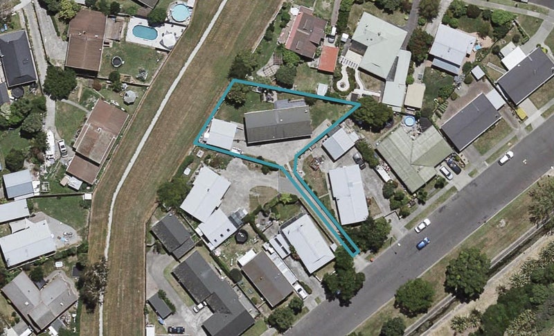 22 Spriggs Crescent, Greenmeadows, Napier - Carousel 1