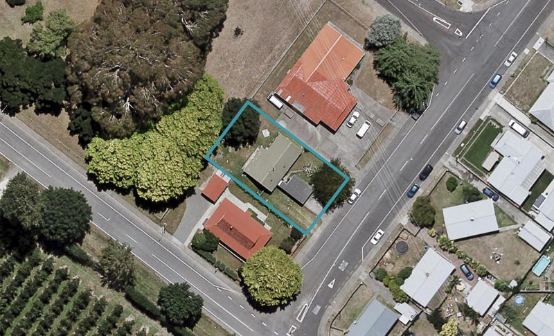 3 Caernarvon Drive, Flaxmere, Hastings - Carousel 1