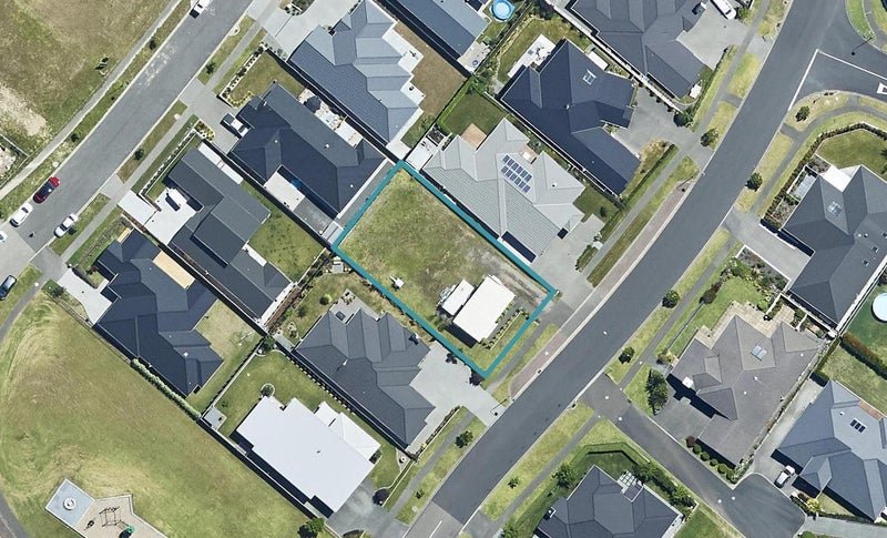 11 St Michaels Avenue, Bethlehem, Tauranga - Carousel 1