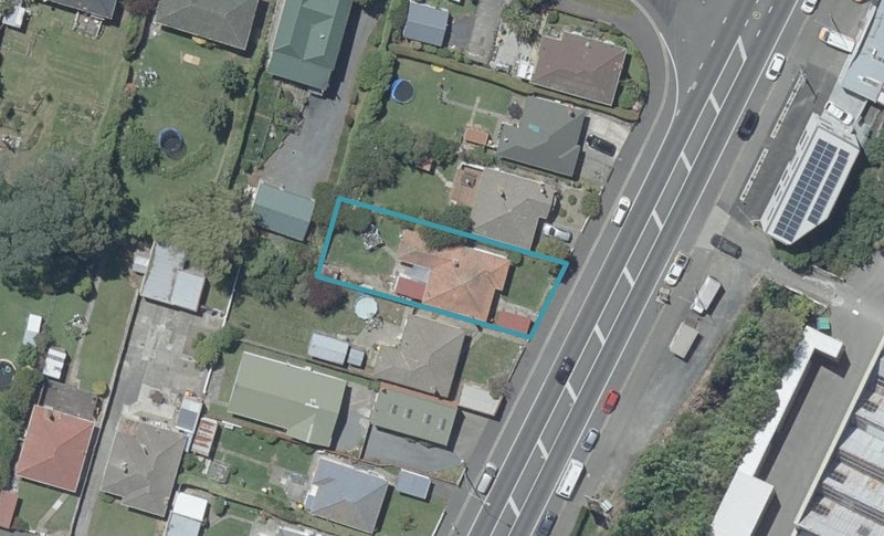 226 Kaikorai Valley Road, Bradford, Dunedin - Carousel 1