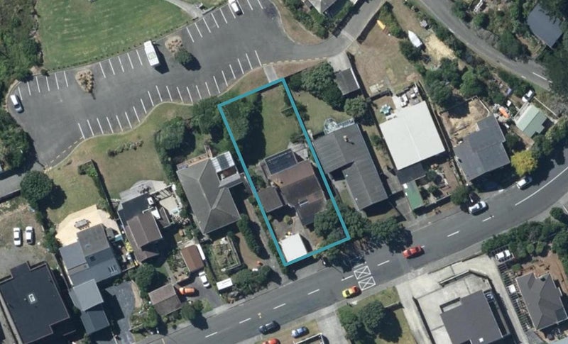 36 Tireti Road, Titahi Bay, Porirua - Carousel 1