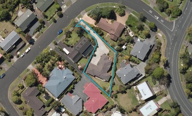 5 Magnolia Avenue, Kamo, Whangarei - Carousel 1