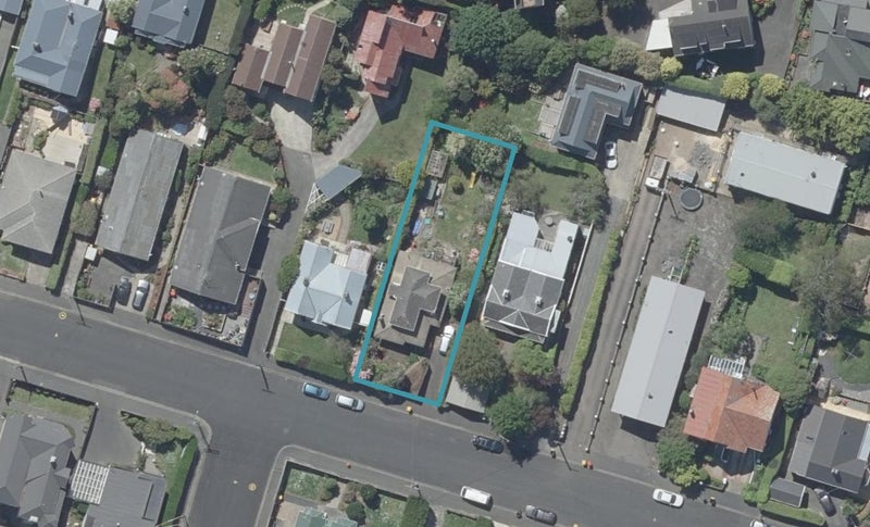 18 Carnarvon Street, Belleknowes, Dunedin - Carousel 1