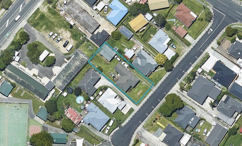 7 Lumsden Street, Greerton, Tauranga - Carousel 1