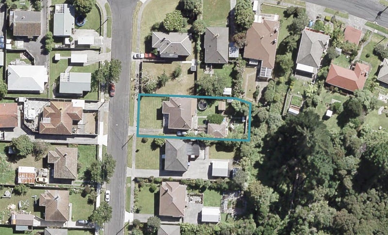 2 Boyd Grove, Naenae, Lower Hutt - Carousel 1
