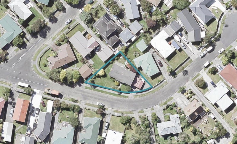 5 Mimihau Grove, Wainuiomata, Lower Hutt - Carousel 1