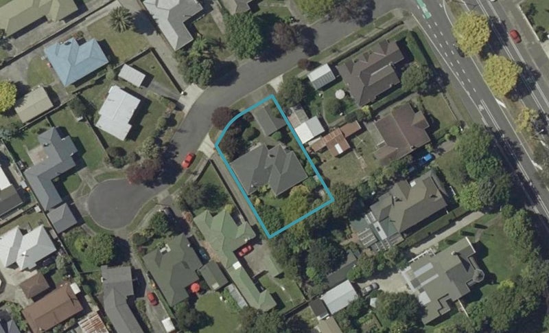 5 Chester Crescent, West End, Palmerston North - Carousel 1