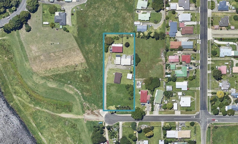 9D Wellington Street, Opotiki, Ōpōtiki - Carousel 1