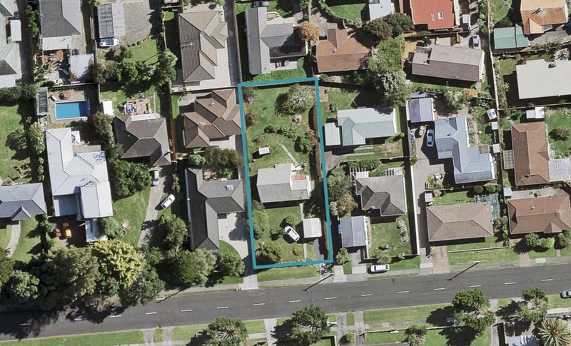 7 Clark Road, Pahurehure, Papakura - Carousel 1