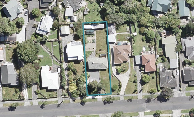 27 Manuka Street, Stokes Valley, Lower Hutt - Carousel 1