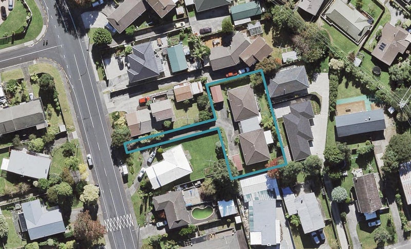 1/70 Butterworth Drive, Glendene, Auckland - Carousel 1
