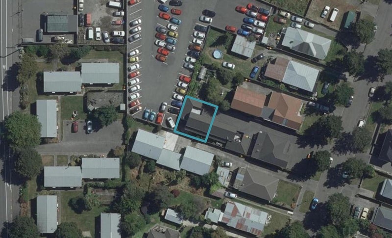 7B Defoe Place, Waltham, Christchurch - Carousel 1