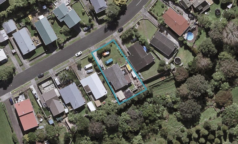 71 Pembroke Street, Westown, New Plymouth - Carousel 1