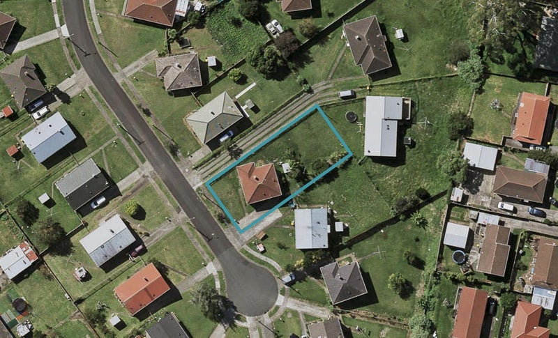 18 Wynton Place, Otara, Auckland - Carousel 1
