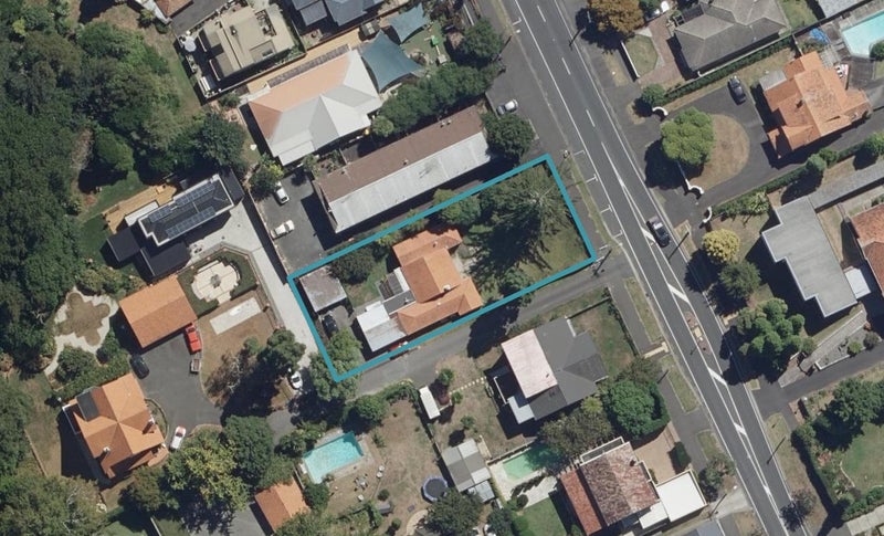 303 River Road, Claudelands, Hamilton - Carousel 1