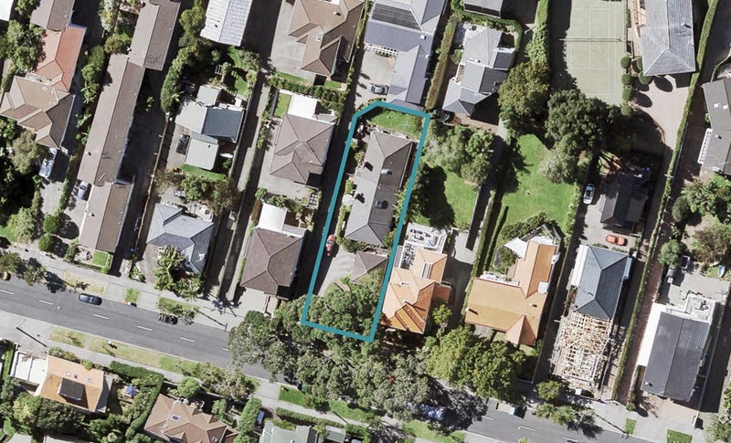 16B Bay Road, St Heliers, Auckland - Carousel 1