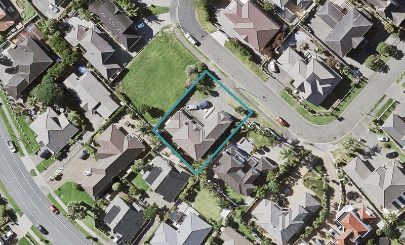 25 Haven Crest, Somerville, Auckland - Carousel 1