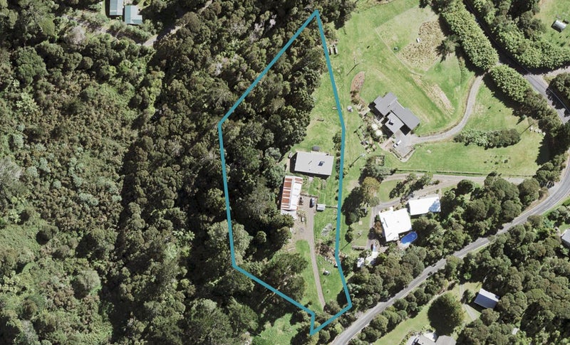 89 Carter Road, Oratia, Auckland - Carousel 1