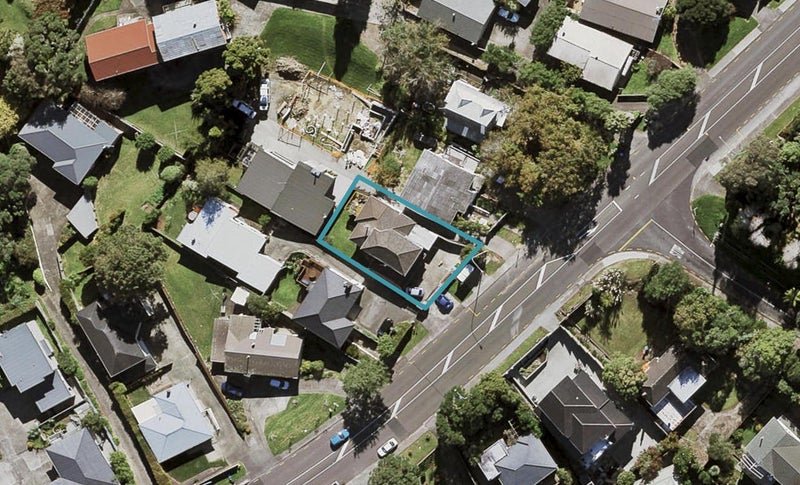 297 Hillsborough Road, Hillsborough, Auckland - Carousel 1