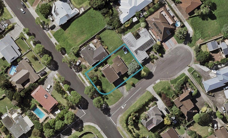 2 Wilmington Place, Forrest Hill, Auckland - Carousel 1