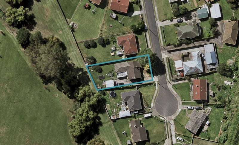 5 Patea Place, Otara, Auckland - Carousel 1