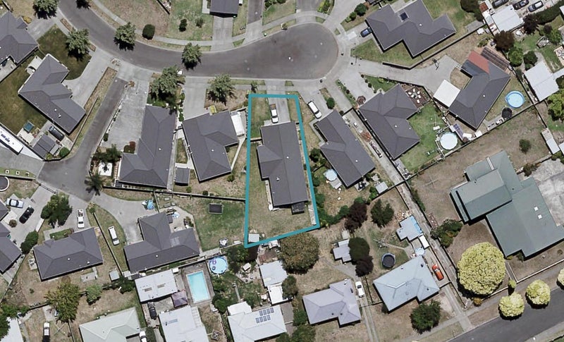 24 Chatham Mews, Flaxmere, Hastings - Carousel 1