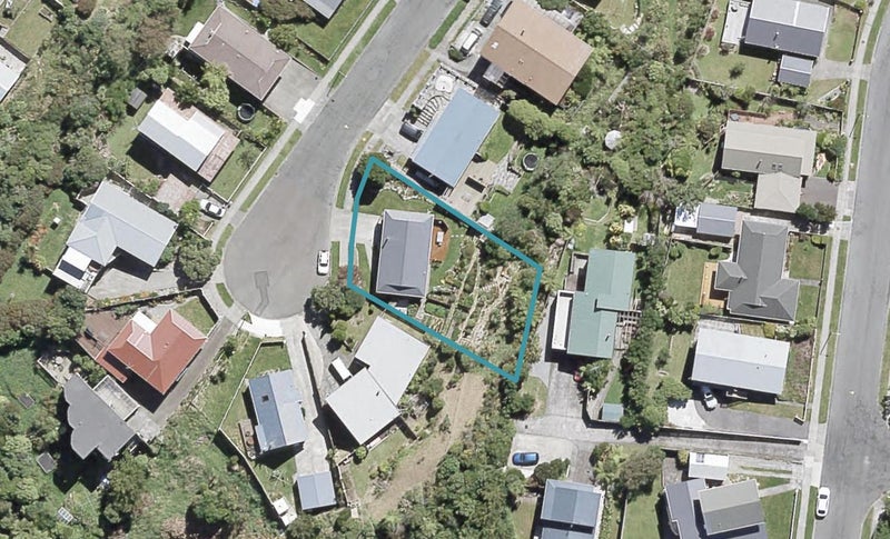 7 Tarras Grove, Kelson, Lower Hutt - Carousel 1