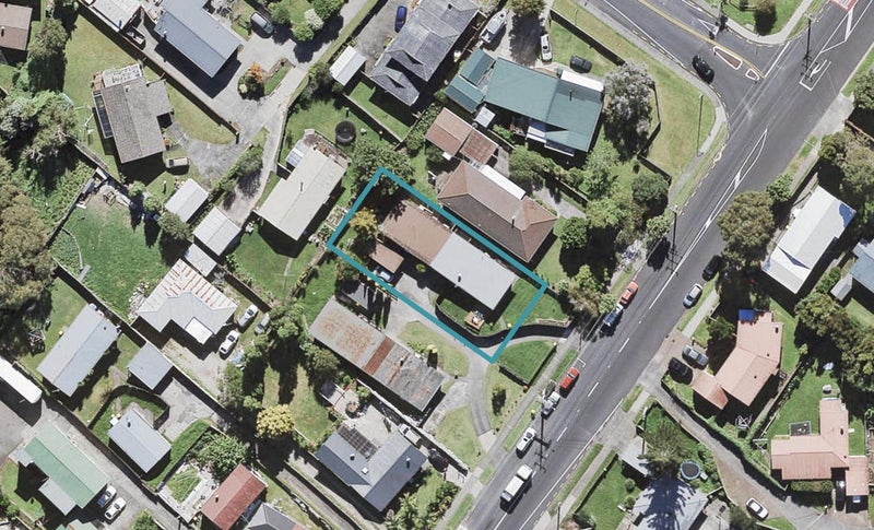 2/36 Sabulite Road, Kelston, Auckland - Carousel 1