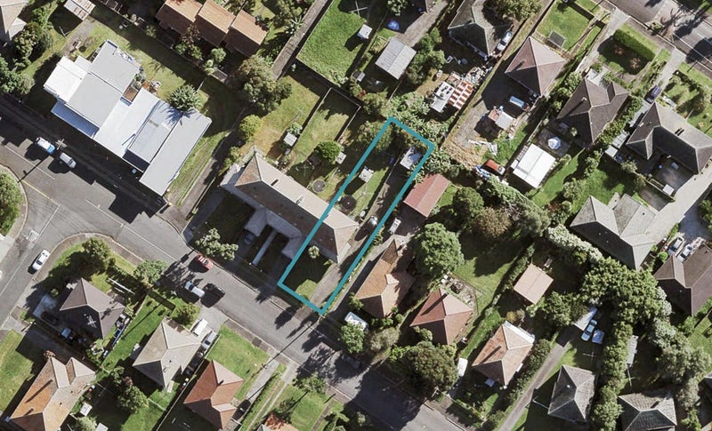 17 Daventry Street, Waterview, Auckland - Carousel 1