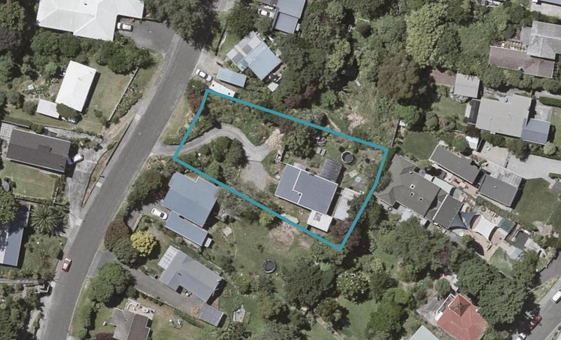24 Renown Road, Raumati South, Paraparaumu - Carousel 1